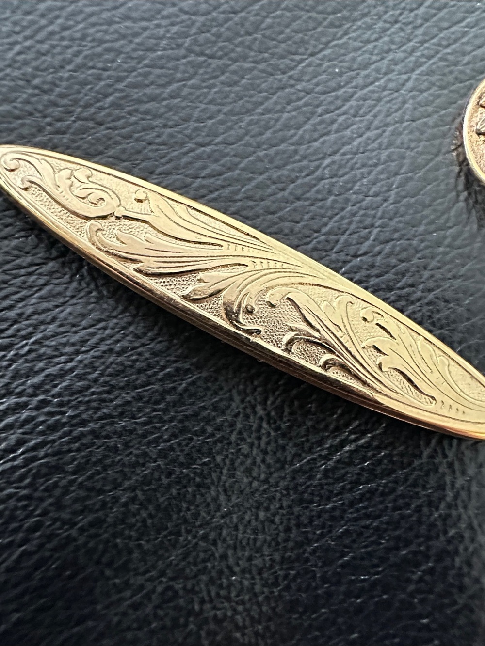 Vintage Gold Floral art nouveau inspired Brooch and Stick Pin - Picture 3 of 5